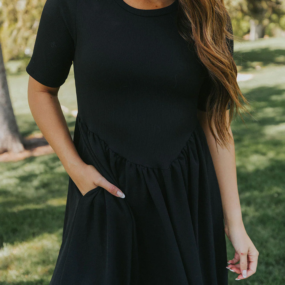 Bobbie Dress (Black) - Image 4