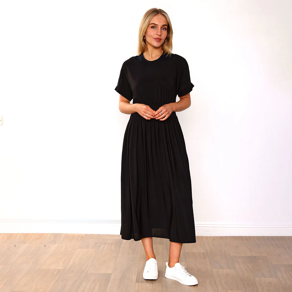 Cladagh Dress (Black) - Image 3