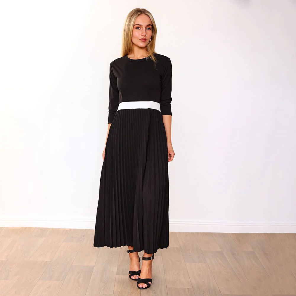 Doyle Dress (Black/Cream belt) - Image 4
