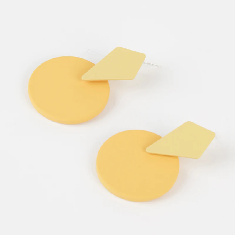 Jessie Mustard Earring - Image 2