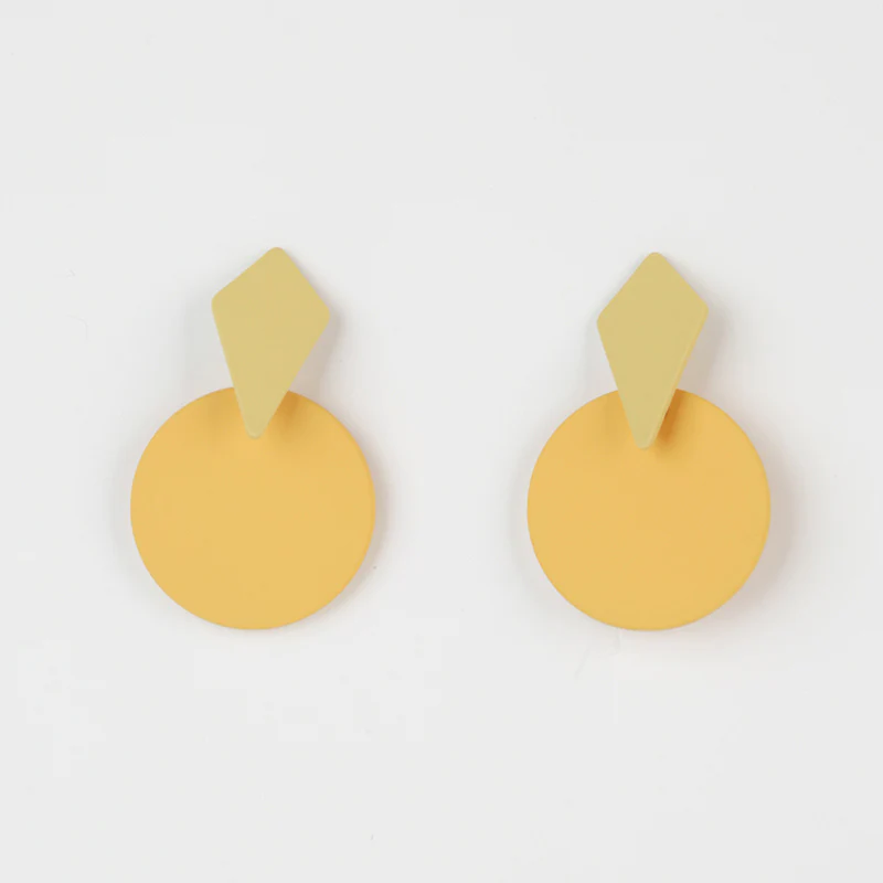 Jessie Mustard Earring - Image 3