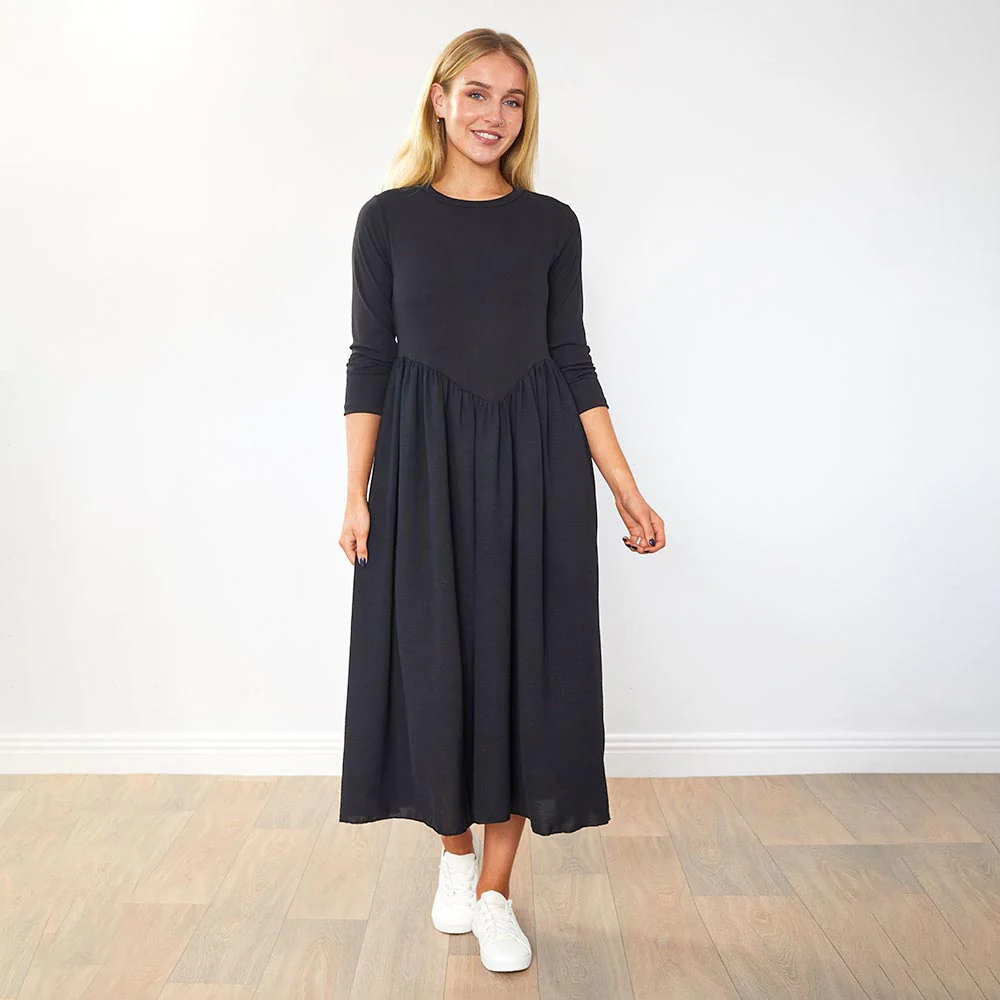 Iris Dress (Black) - Image 4
