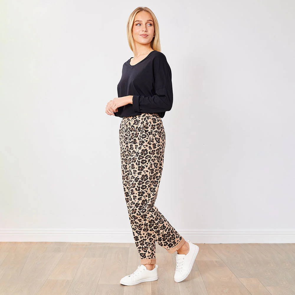 Jessie Joggers (Leopard) - Image 3