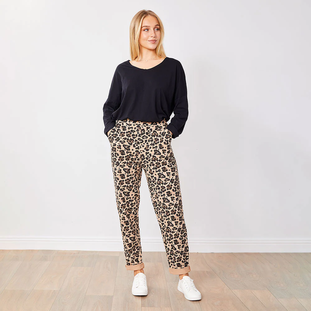 Jessie Joggers (Leopard) - Image 5