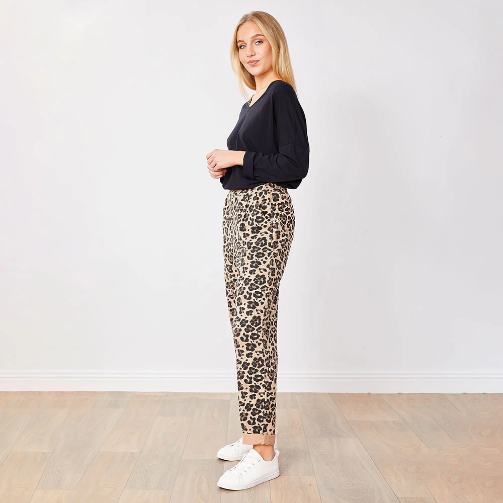 Jessie Joggers (Leopard) - Image 7