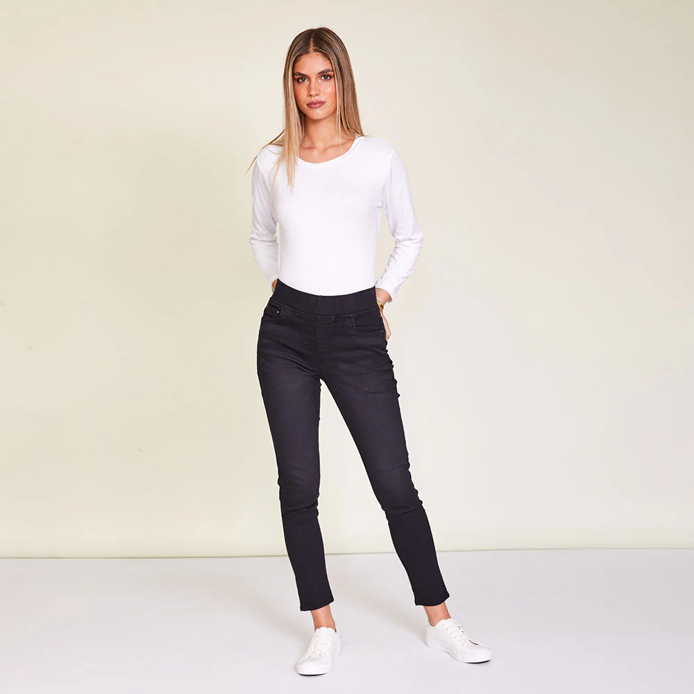 Lily Jeans (Black) - Image 5