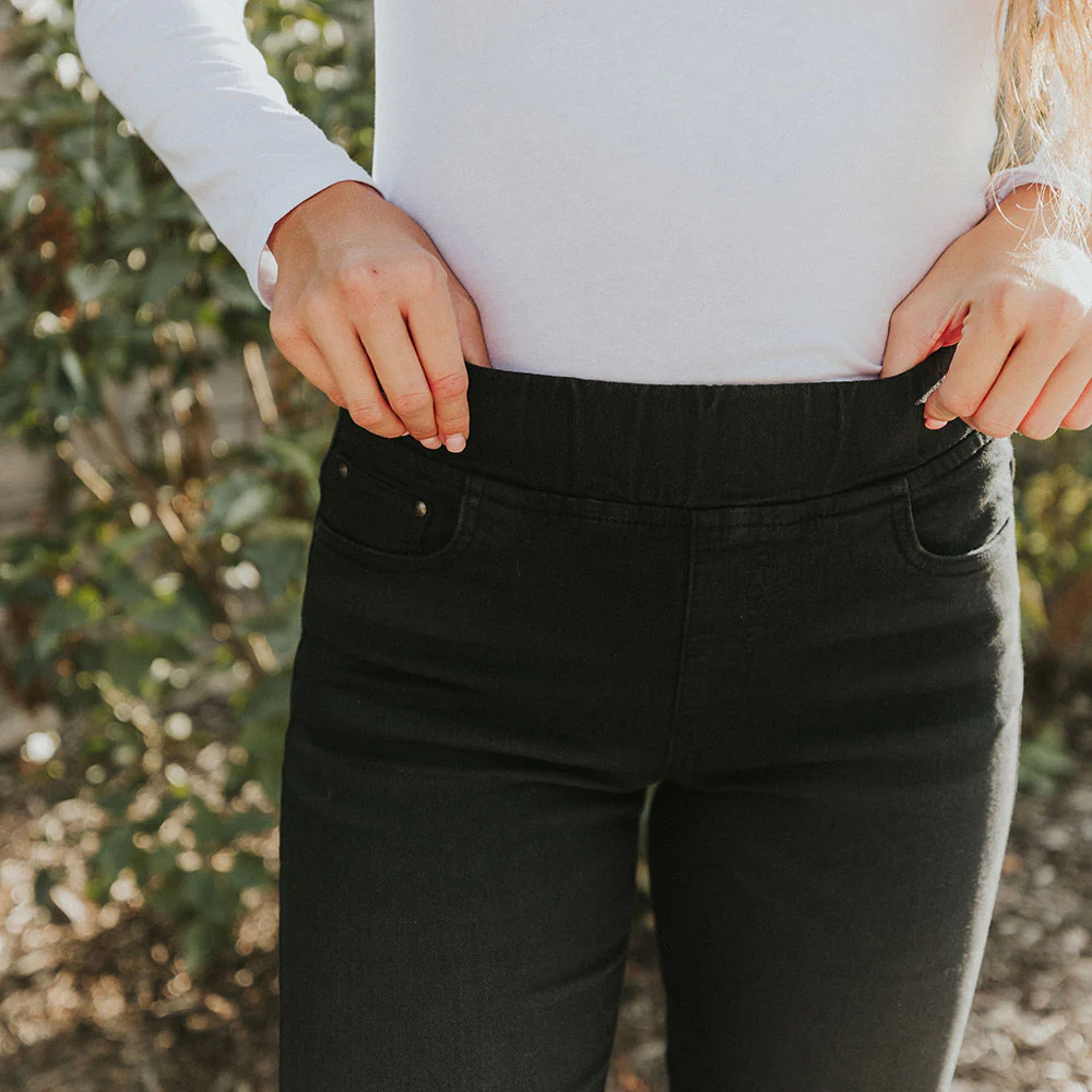 Lily Jeans (Black) - Image 8
