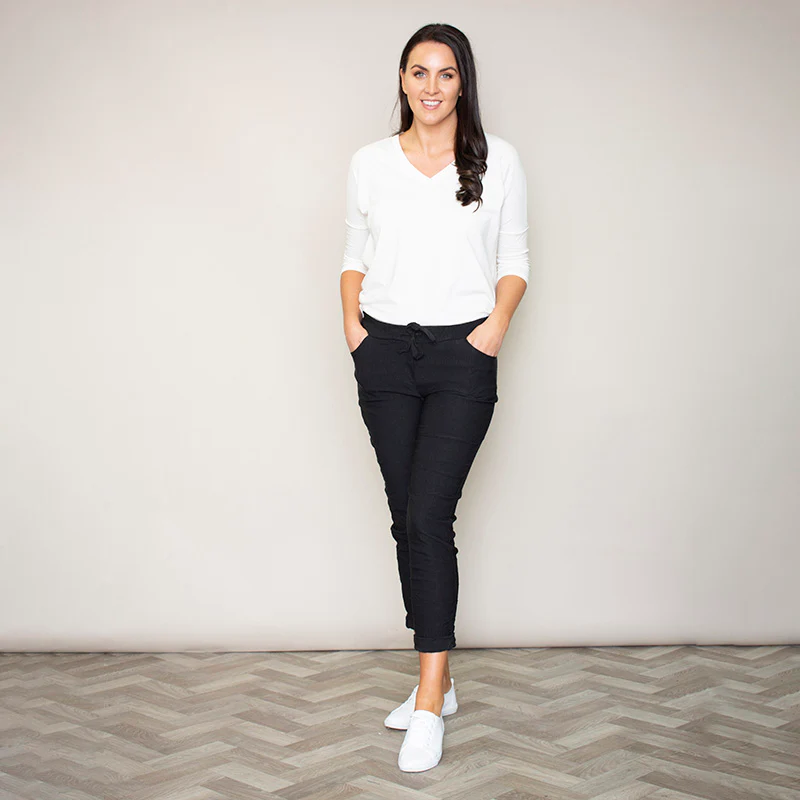 Maddie Stretch Trouser (Black) - Image 4