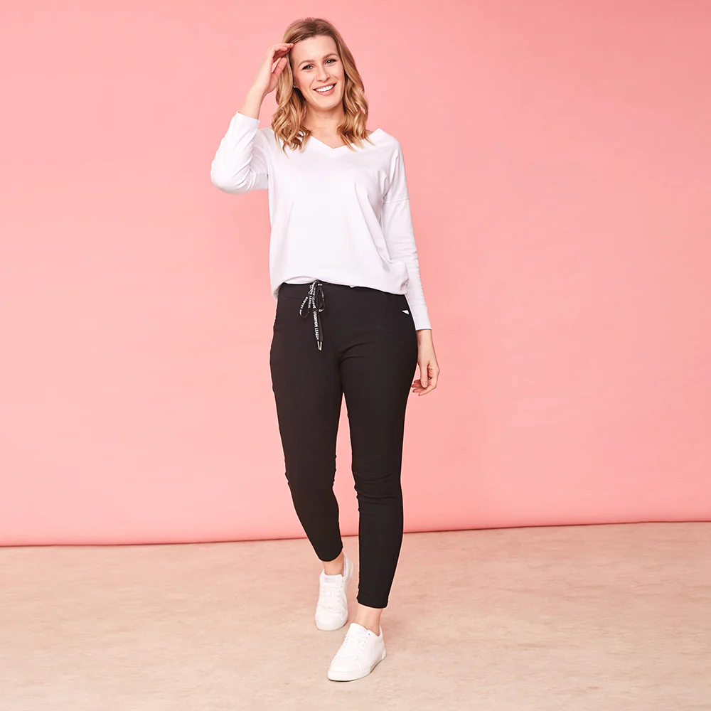 Riona Stretch Trouser (Black) - Image 3