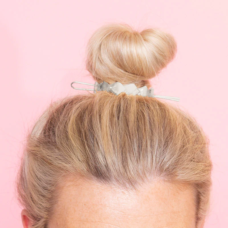Rio Geometric Messy Bun (Silver)