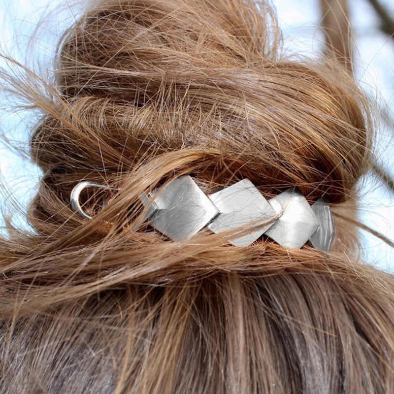 Rio Geometric Messy Bun (Silver) - Image 6