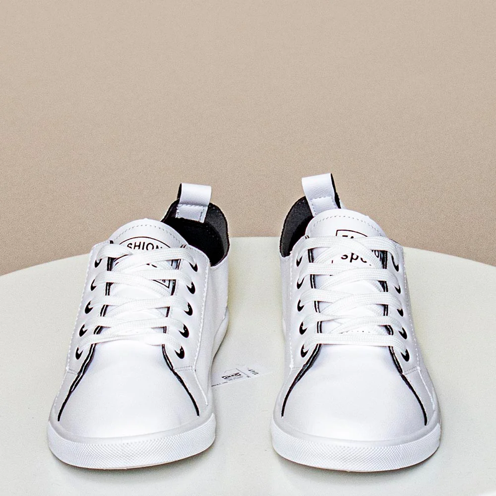 Sally Minimal Trainer (Black) - Image 3