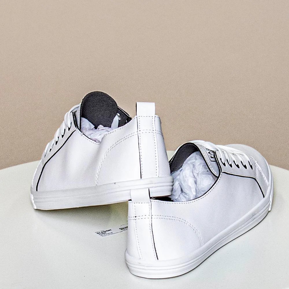 Sally Minimal Trainer (Black) - Image 5