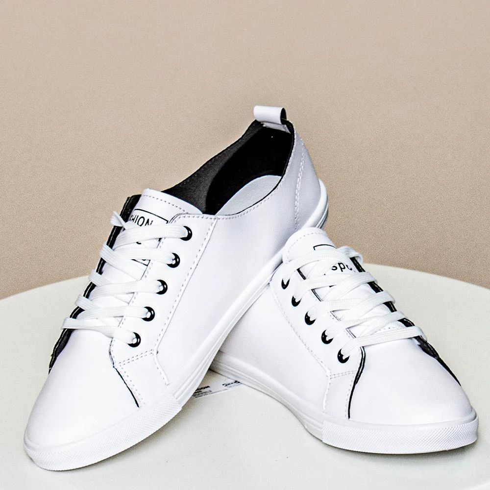 Sally Minimal Trainer (Black) - Image 6
