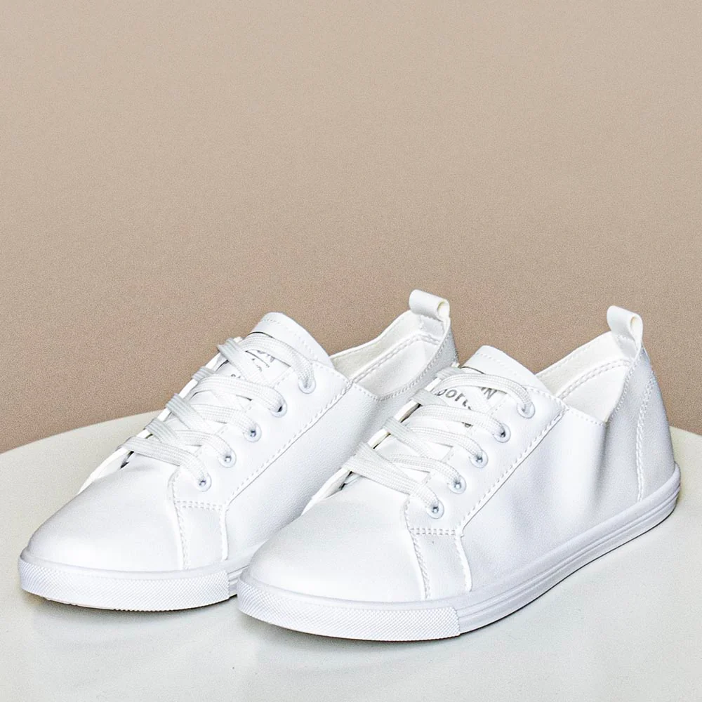 Sally Minimal Trainer (White) - Image 2