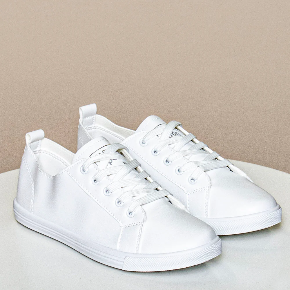 Sally Minimal Trainer (White) - Image 3