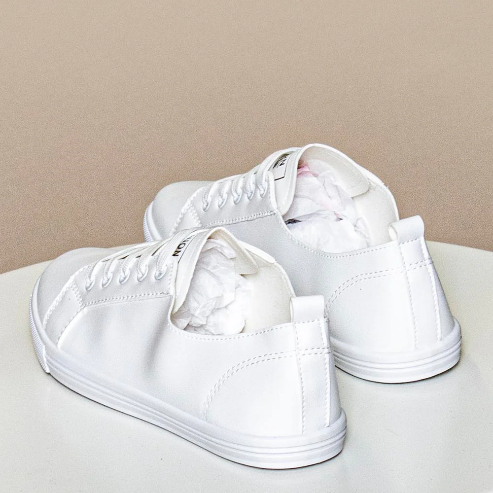 Sally Minimal Trainer (White) - Image 5